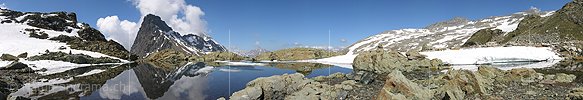 P000243: Panoramafoto Spiegelung in Bergsee auf dem Grampielpass, Binntal