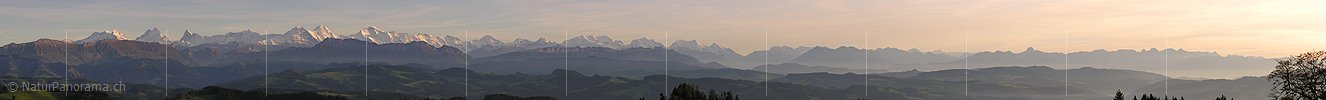 P001475: Panoramabild Abendstimmung über dem Emmental