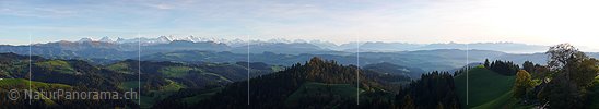 P001480: Panoramafoto Abendstimmung über dem Emmental