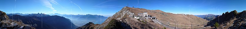 P001553: Panorama Bergstation Rochers de Naye