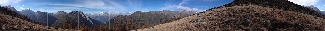 P001616: Panoramabild Berglandschaft im Herbst
