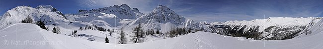 P001953: Panoramaaufnahme Berglandschaft im Winter
