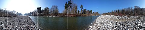 P002035: 360° Panoramabild Flusslandschaft