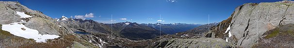 P002459: Panoramaaufnahme Galenstock und Bergsee