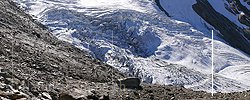 P002502: Large Panorama Glacier Break