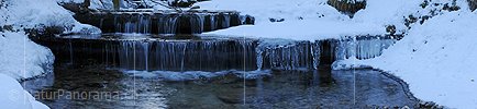 P003076: Panoramabild Bach im Winter