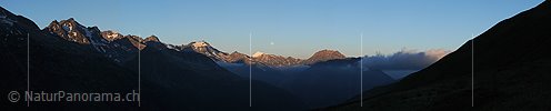 P003901: Panorama Morgenstimmung mit Weisshorn und Vollmond