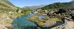 P004436: Grosspanorama Wasser in Berglandschaft