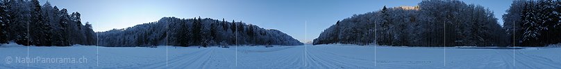 P004481: Large panoramic winter morning