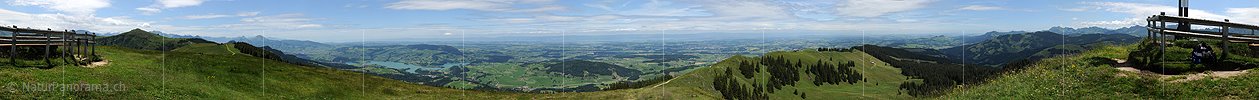 P007786: 360° Panoramabild Le Cousimbert (Freiburger Alpen)