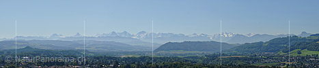 P008115a: Panoramafoto Berner Alpen von der Spitze des Berner Münsters