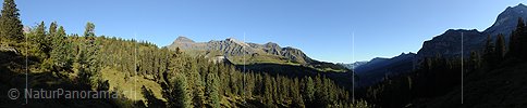 P008443: Panorama Morgenstimmung über dem Lauterbrunnental