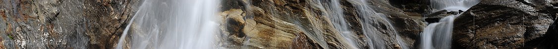 P010313: Panoramabild Geschichtetes Gestein und Wasser (Langzeitbelichtung)