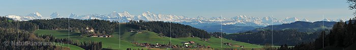 P015911: Panoramafoto Schloss Trachselwald vor Berner Alpen