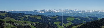 P016022d: Panoramafoto Berner Alpen vom Emmental