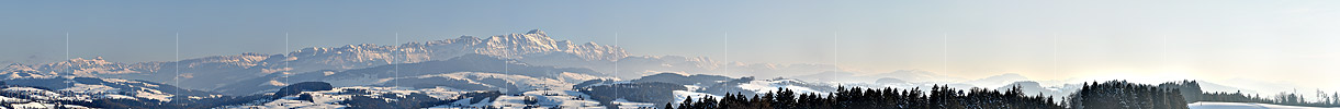 P017515d: Panorama Bergkette des Alpsteins mit Säntis von Norden (St.Gallen) ENTWURF