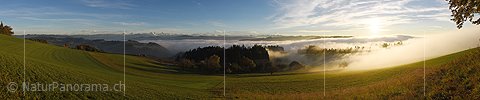 P018882a: Panoramafoto Nebel zieht auf