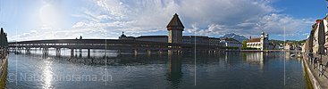 P021228: Panoramafoto Reuss bei Luzern mit Kapellbrücke, Wasserturm und Jesuitenkirche